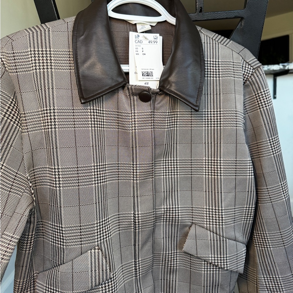 Plaid Women's Jacket with Leather Collar - Picture 4 of 6